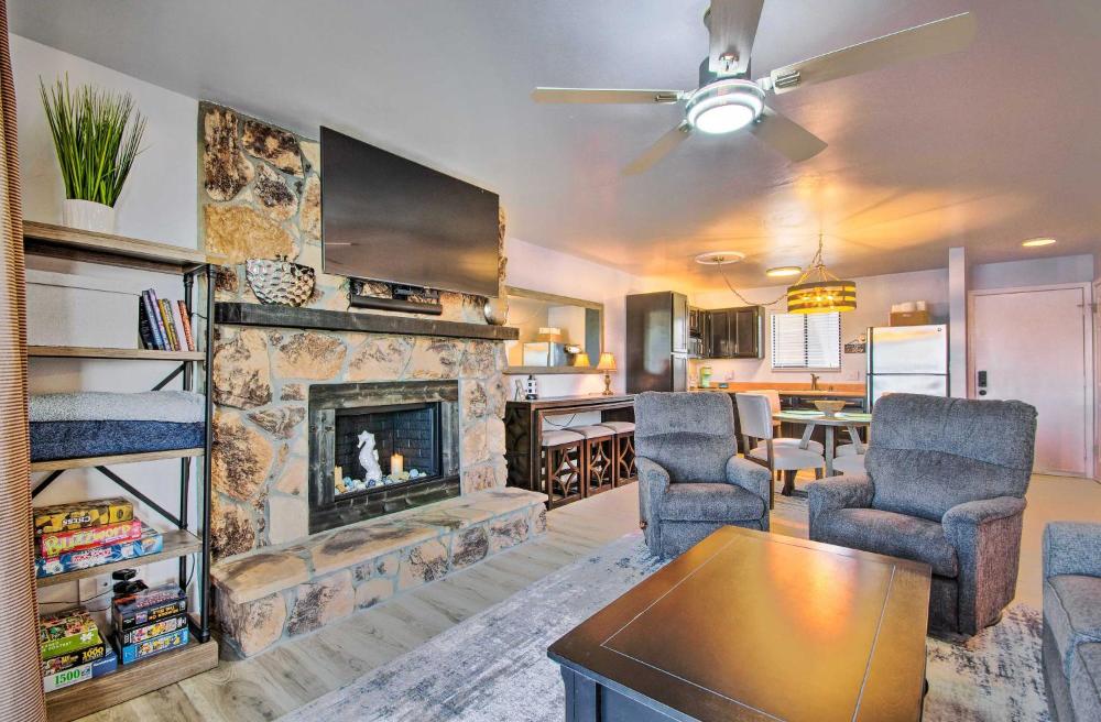 Osage Beach Resort Condo with Community Pool!